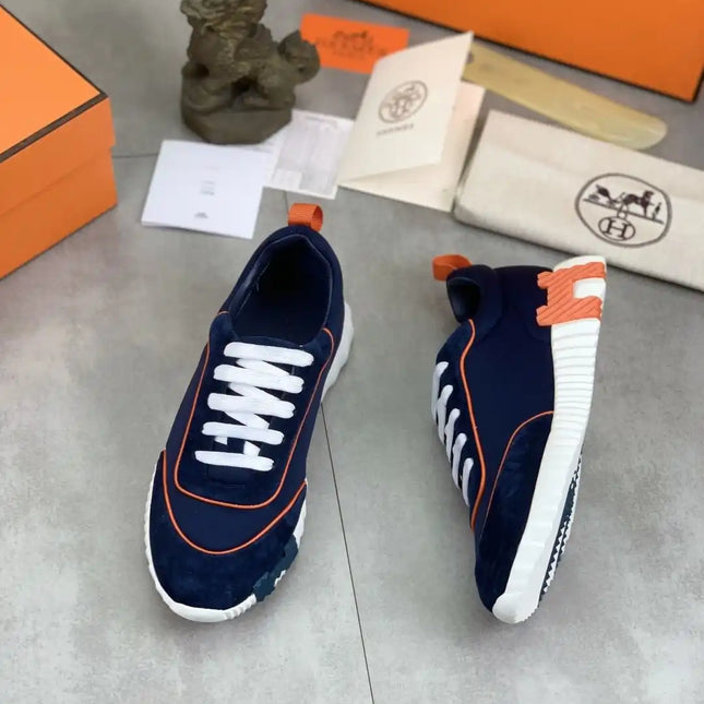 Sneakers Bouncing