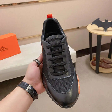 Sneakers Bouncing
