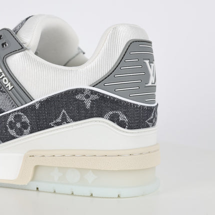 Trainer