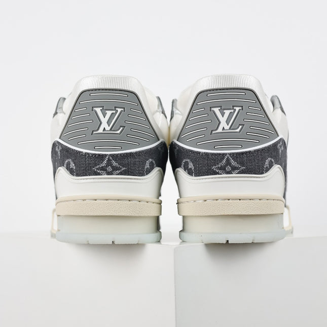 Trainer